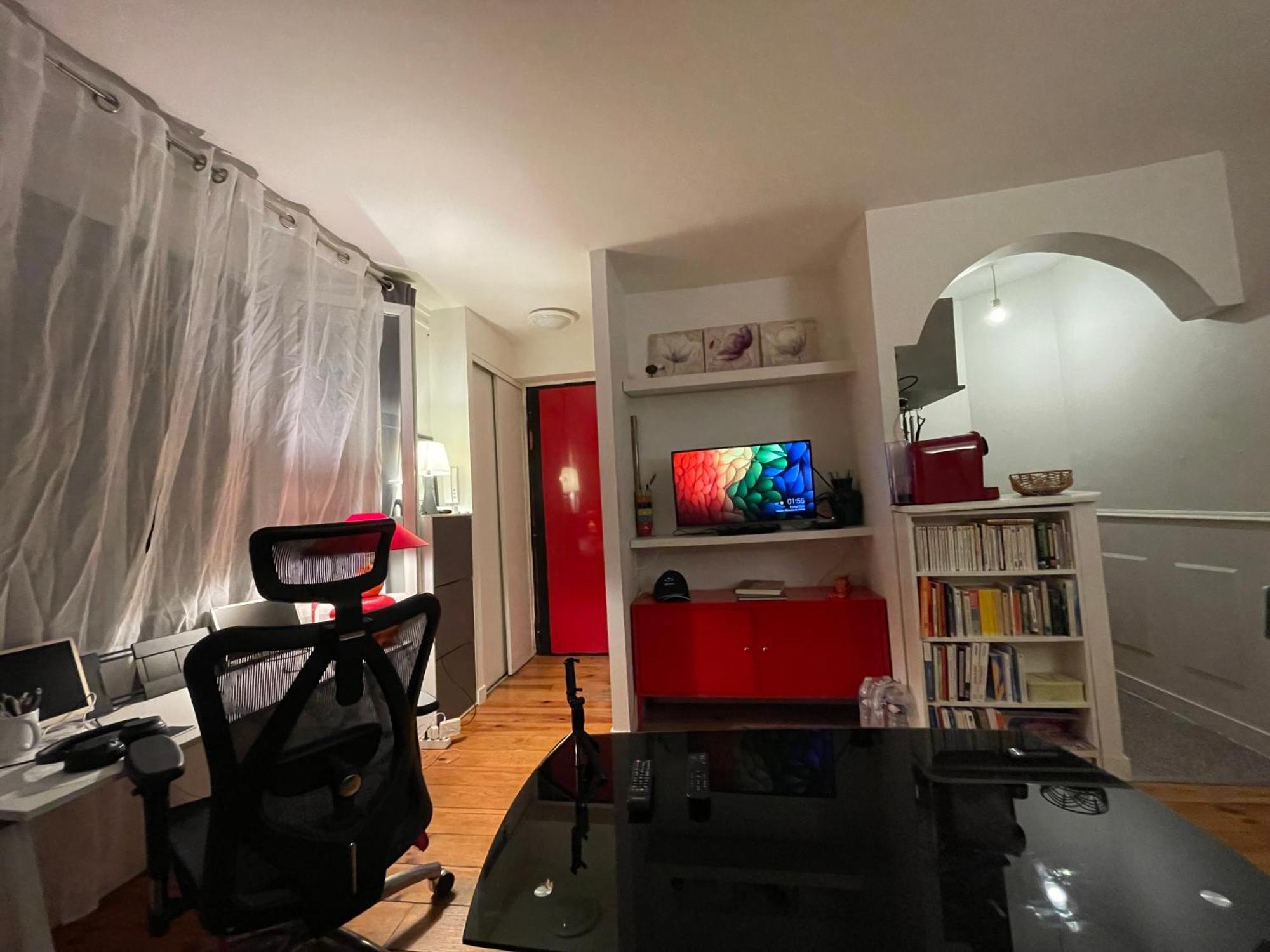 Apartment Deux Pieces En Plein Coeur De Paris